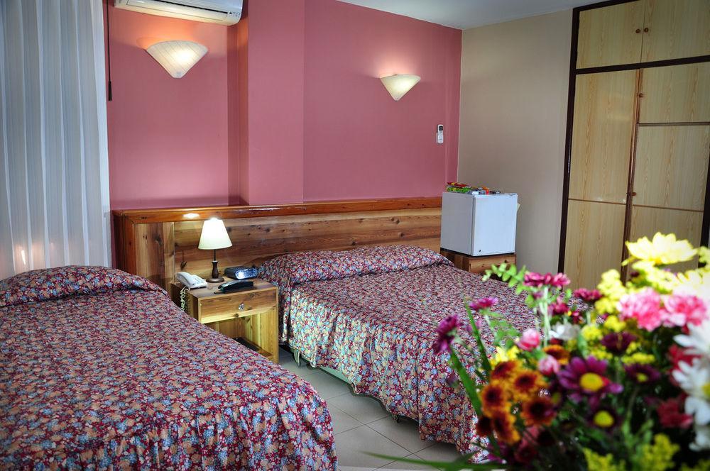 Hotel La Riviera Santa Marta  Luaran gambar