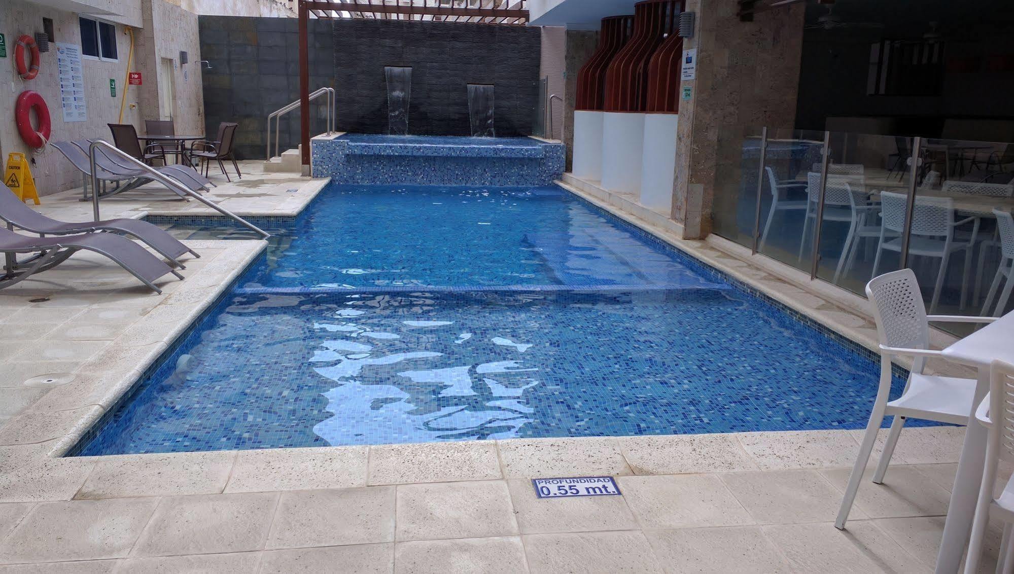 Hotel La Riviera Santa Marta  Luaran gambar